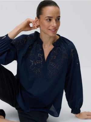 Reserved - Bluzka z ażurową wstawką - granatowy