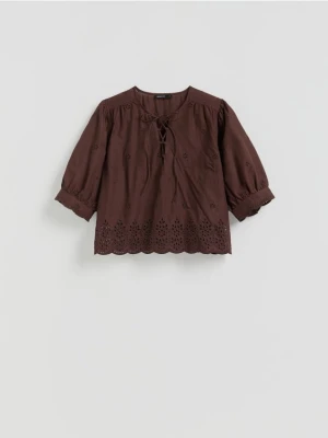 Reserved - Bluzka z ażurowym wzorem - brązowy