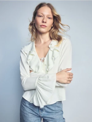 Reserved - Bluzka z falbanami - złamana biel