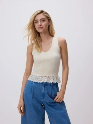 Reserved - Bluzka z falbanką - kremowy