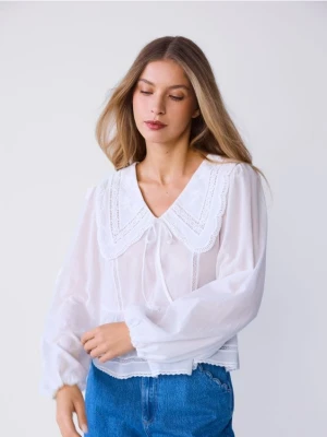 Reserved - Bluzka z kołnierzem - biały