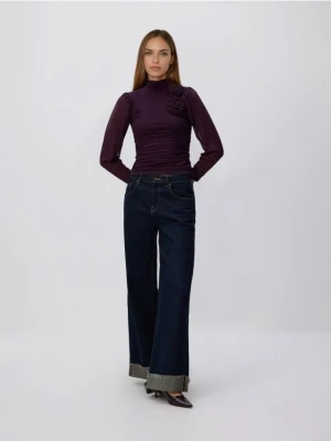Reserved - Bluzka z kwiatową aplikacją - ciemnofioletowy