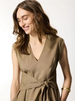 Reserved - Bluzka z lyocellu - warm olive