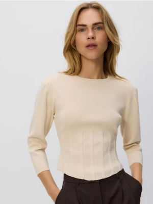 Reserved - Bluzka z ozdobnym dołem - złamana biel
