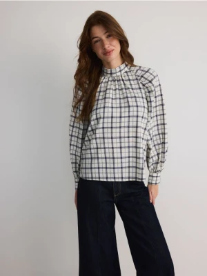 Zdjęcie produktu Reserved - Bluzka z wiązaniem na plecach - wielobarwny