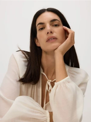 Reserved - Bluzka z wiskozą - złamana biel