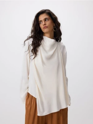 Reserved - Bluzka z wiskozy - złamana biel