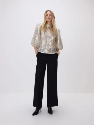 Reserved - Błyszcząca koszula z bufkami - srebrny