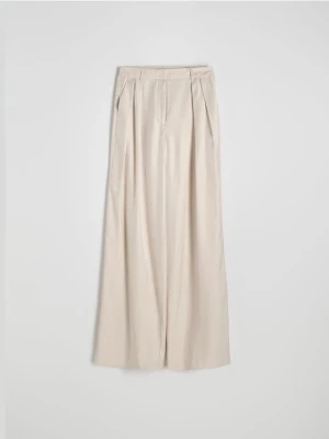 Reserved - Błyszczące spodnie z wiskozą - beżowy