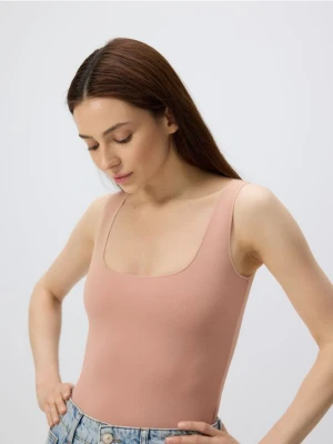 Reserved - Body na ramiączkach - kremowy