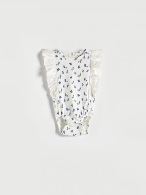 Reserved - Body z falbanami - złamana biel