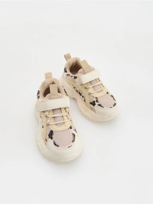 Reserved - Buty sportowe na rzepy - beżowy
