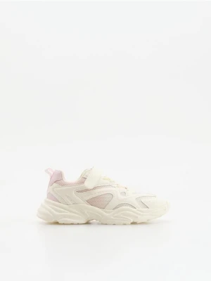 Reserved - Buty sportowe - złamana biel