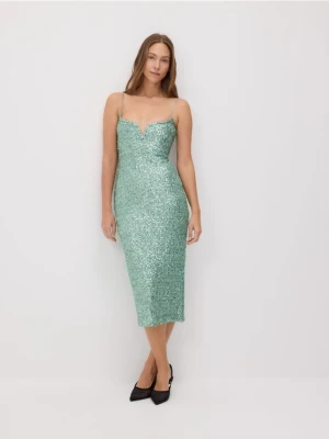 Reserved - Cekinowa sukienka na ramiączkach - jasnozielony