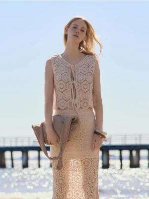 Reserved - Crochetowa kamizelka - kremowy