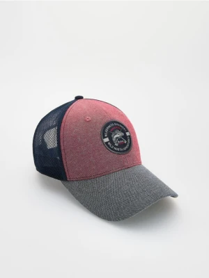 Reserved - Czapka trucker z naszywką - wielobarwny