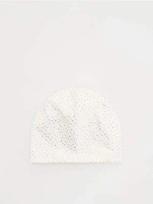 Reserved - Czapka w serca - złamana biel