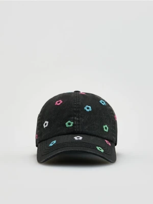 Reserved - Czapka z daszkiem w kwiaty - czarny