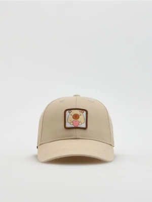 Reserved - Czapka z daszkiem z naszywką - beżowy