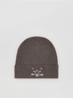 Reserved - Czapka z haftem - ciemnoszary