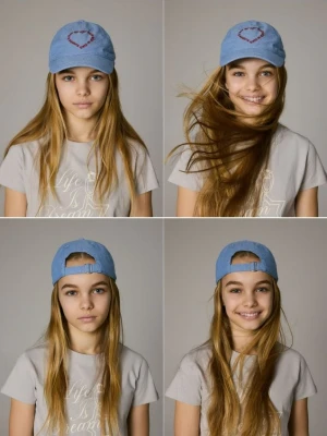 Reserved - Czapka z haftowanym napisem - jasnoniebieski