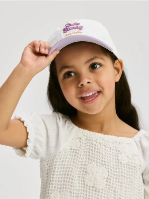 Zdjęcie produktu Reserved - Czapka z haftowanym wzorem - złamana biel