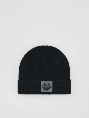 Reserved - Czapka z naszywką - czarny