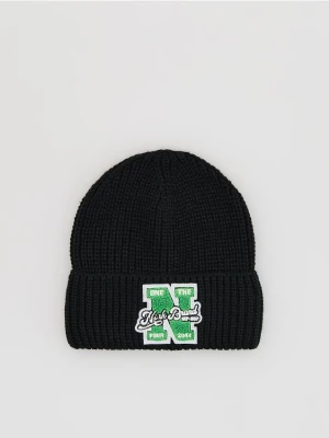 Reserved - Czapka z naszywką - czarny