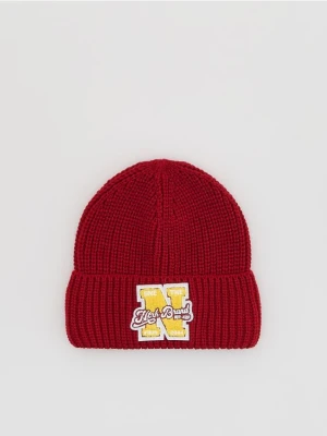 Reserved - Czapka z naszywką - czerwony