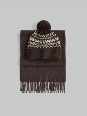 Reserved - Czapka z pomponem - ciemnobrązowy