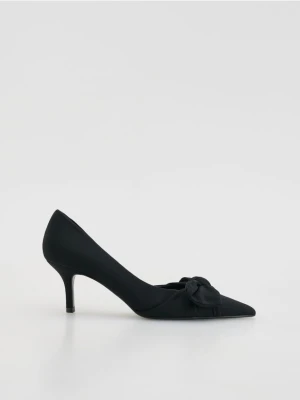 Zdjęcie produktu Reserved - Czółenka z kokardkami - czarny