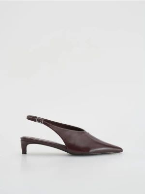 Reserved - Czółenka z odkrytą piętą - bordowy