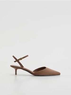 Reserved - Czółenka z odkrytą piętą - brązowy