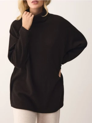 Reserved - Długa bluza z golfem - ciemnobrązowy