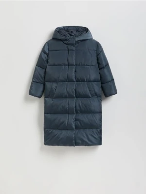 Reserved - Długi pikowany płaszcz z kapturem - jasny zielony