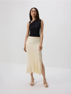 Reserved - Drapowane body z detalem na ramieniu - czarny