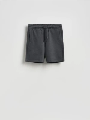 Reserved - Dresowe szorty regular fit - ciemnoszary