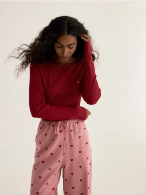 Reserved - Dwuczęściowa piżama w serca - czerwony