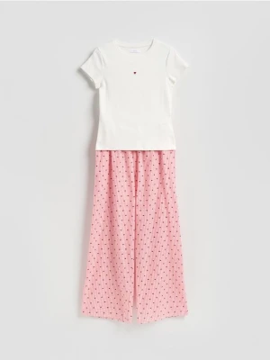 Reserved - Dwuczęściowa piżama w serca - złamana biel