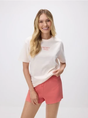 Reserved - Dwuczęściowa piżama z haftem - intenstywna czerwień