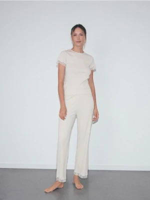 Reserved - Dwuczęściowa piżama z wiskozą - kremowy