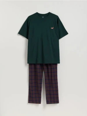 Reserved - Dwuczęściowa piżama ze świątecznym motywem - ciemnozielony