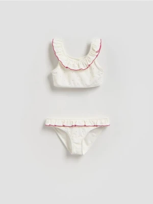 Reserved - Dwuczęściowy strój kąpielowy z falbanką - złamana biel