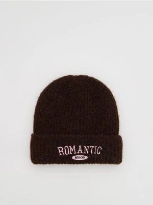 Reserved - Dzianinowa czapka z haftem - mahoniowy
