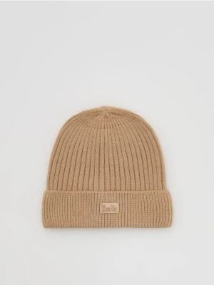 Reserved - Dzianinowa czapka z wiskozą - beżowy
