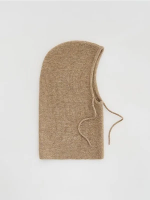 Reserved - Dzianinowa kominiarka - beżowy