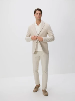 Reserved - Dzianinowa marynarka slim fit - beżowy