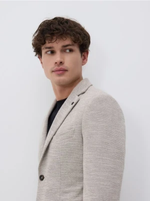 Reserved - Dzianinowa marynarka slim fit - beżowy