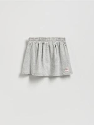 Reserved - Dzianinowa spódnica z wiskozą - jasnoszary