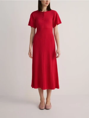 Reserved - Dzianinowa sukienka midi z wiskozą - koralowy